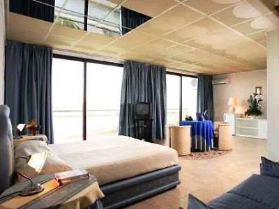 La Meridienne Hotel 4*